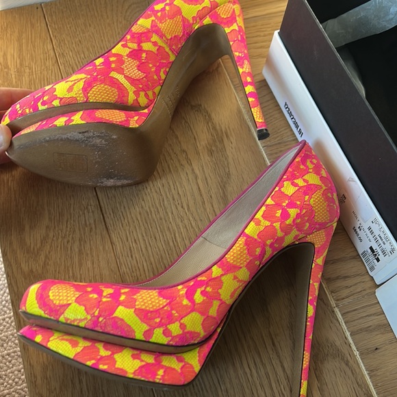 Nicholas Kirkwood Neon Pink/Yellow Heels, worn once, perfect condition - Picture 3 of 9